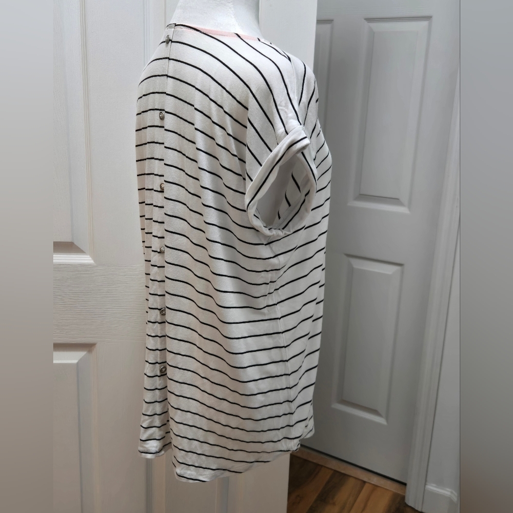Striped White and Black Top with Neon Orange Accents Size L Papermoon - Picture 9 of 13